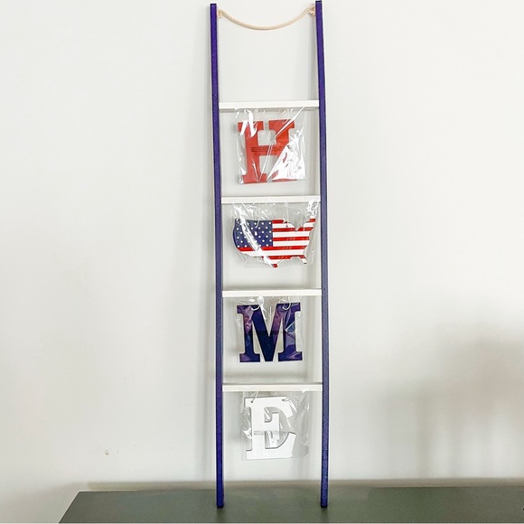 Patriotic HOME decorative ladder sign - Picture 3 of 3